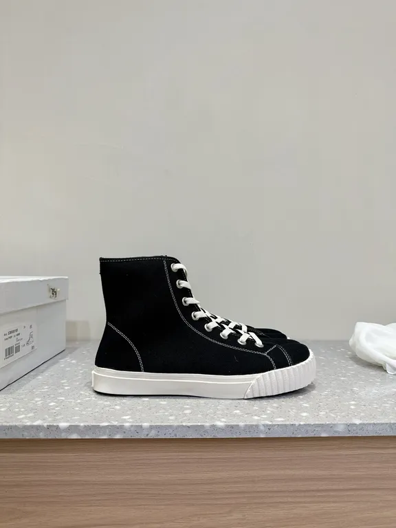 Maison Margiela Shoe 